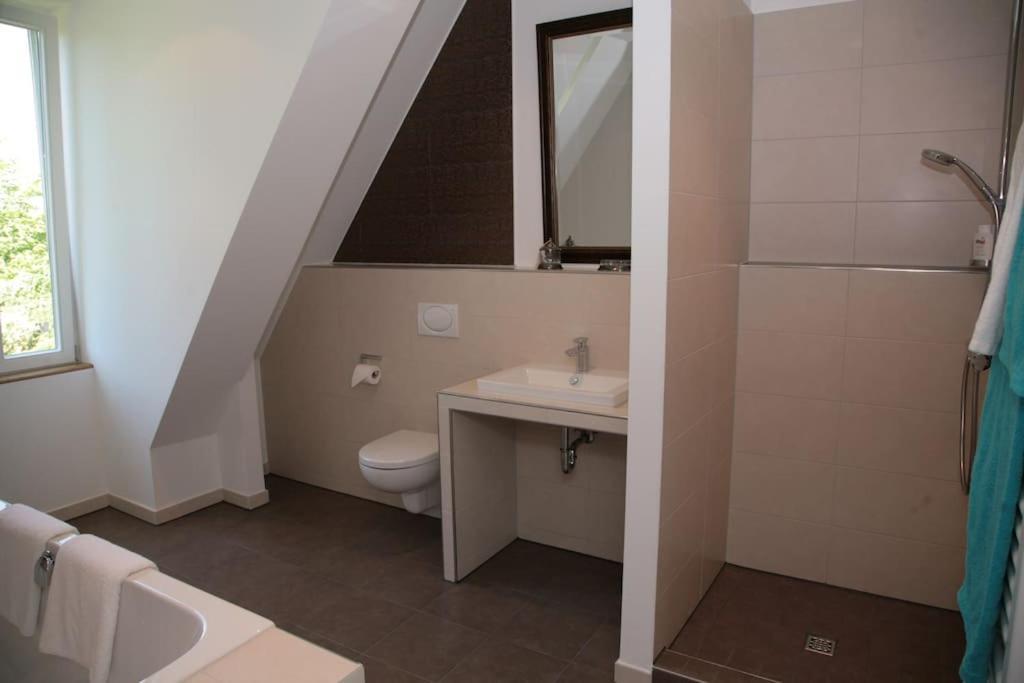 Haus Keppelborg: Zi Elisabeth Mit Burgmauerblick *