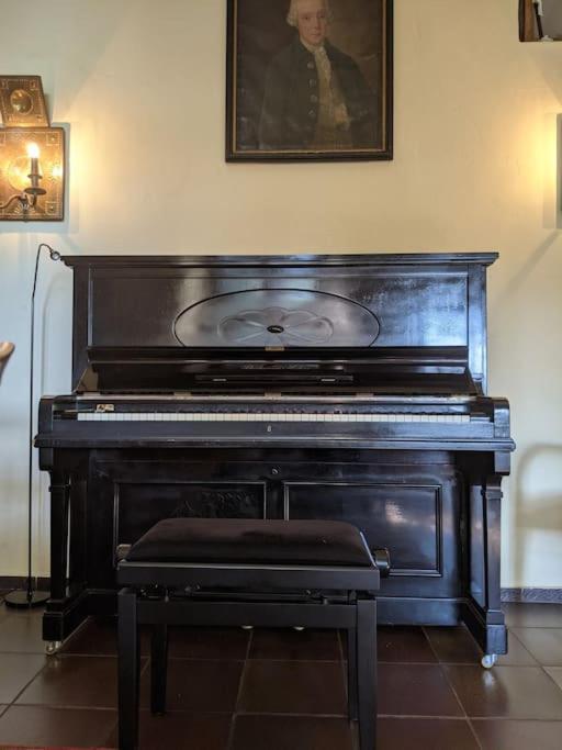 Haus Keppelborg: Zi Elisabeth Mit Burgmauerblick Apartment *
